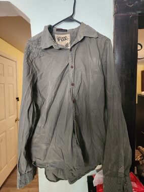 Fox Men's Olive Green Casual Button-Down Shirt with Embroidered Shoulders